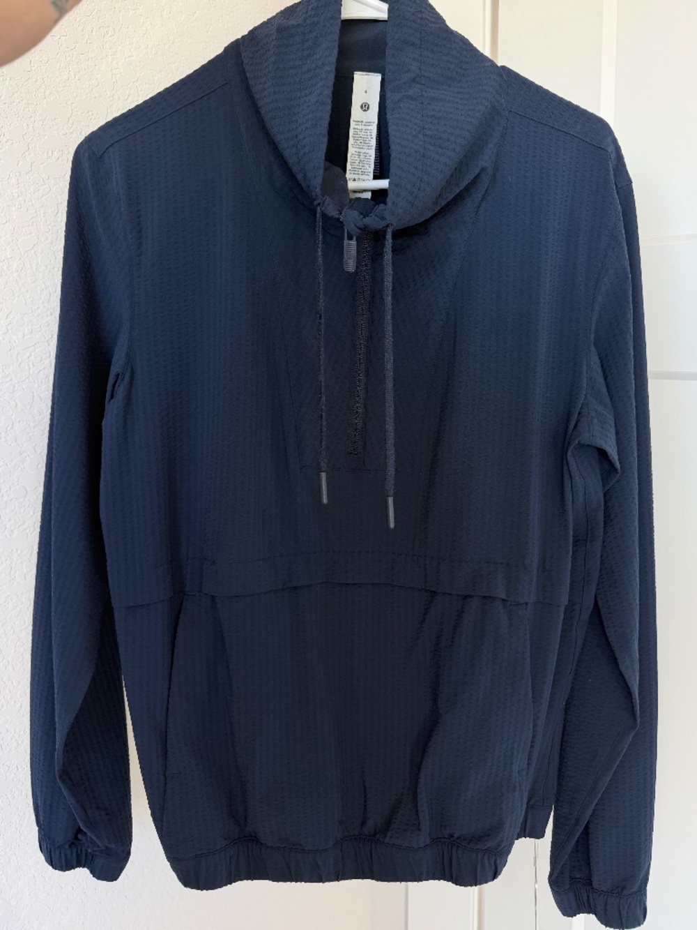 Lululemon Women’s Pullover Half Zip